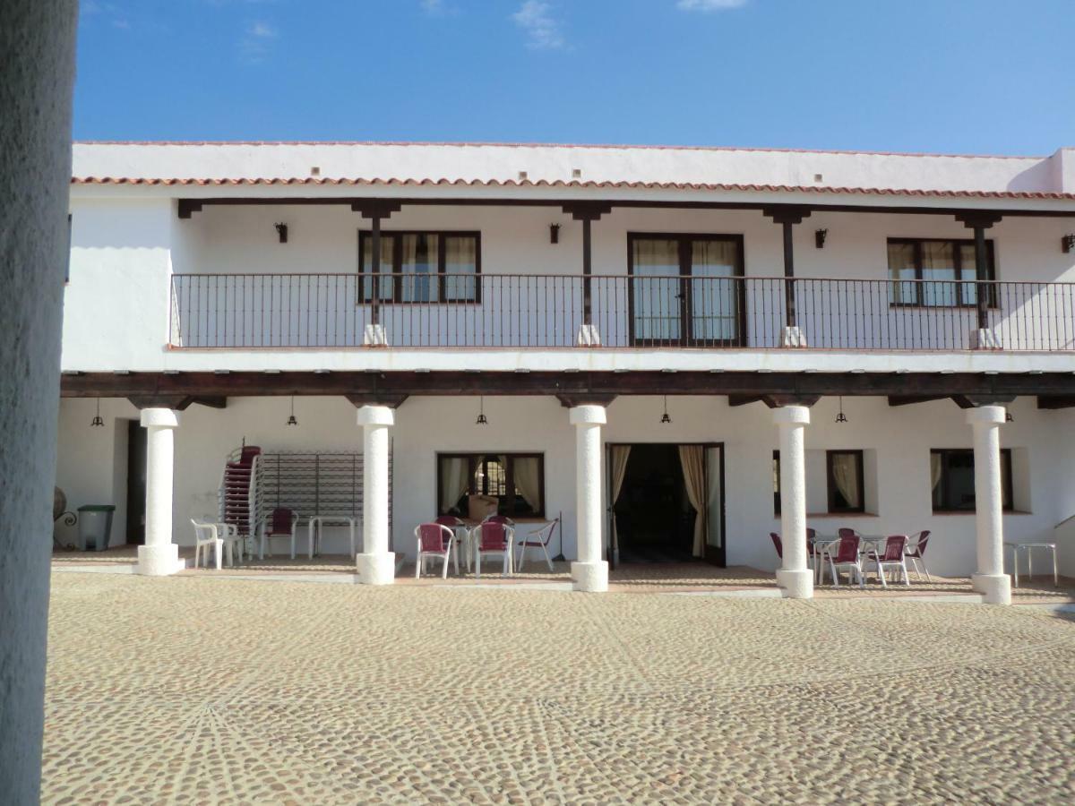 C.Rural Huertadeltiocruz Guest House Mestanza Екстериор снимка