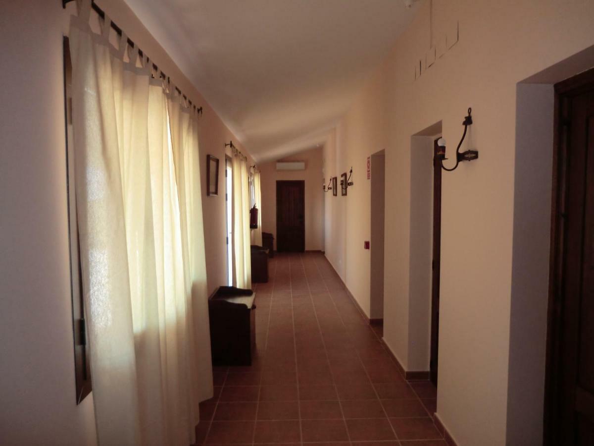 C.Rural Huertadeltiocruz Guest House Mestanza Екстериор снимка